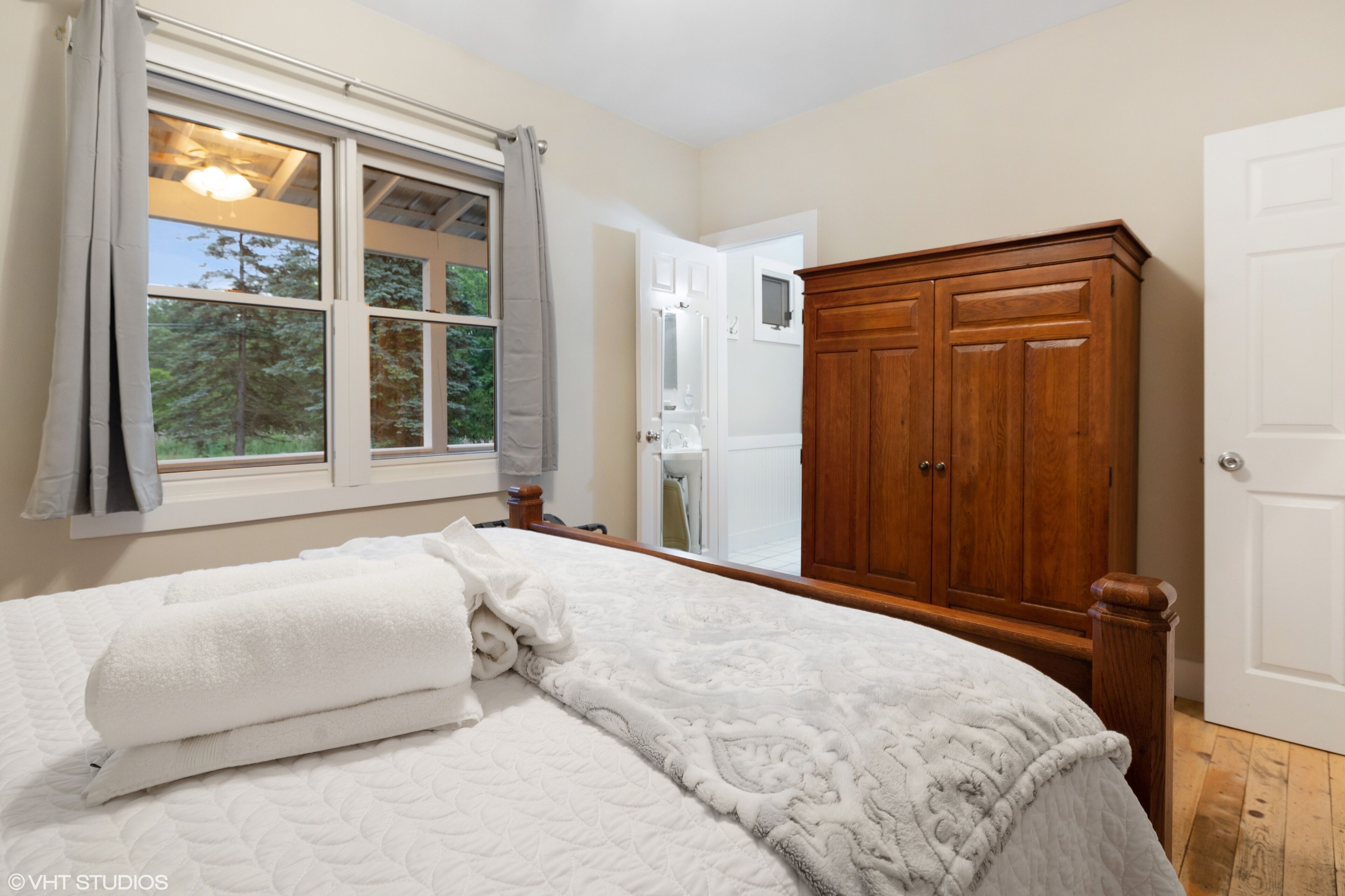 "New" Lake Michigan R & R Recently Completed Major Rehab