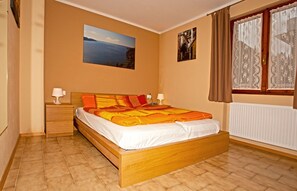 2 間睡房、房內夾萬、免費 Wi-Fi