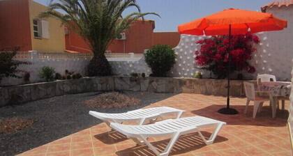 Bungalow mit grosser Terrasse, 2 Schlafzimmer für 3 Personen