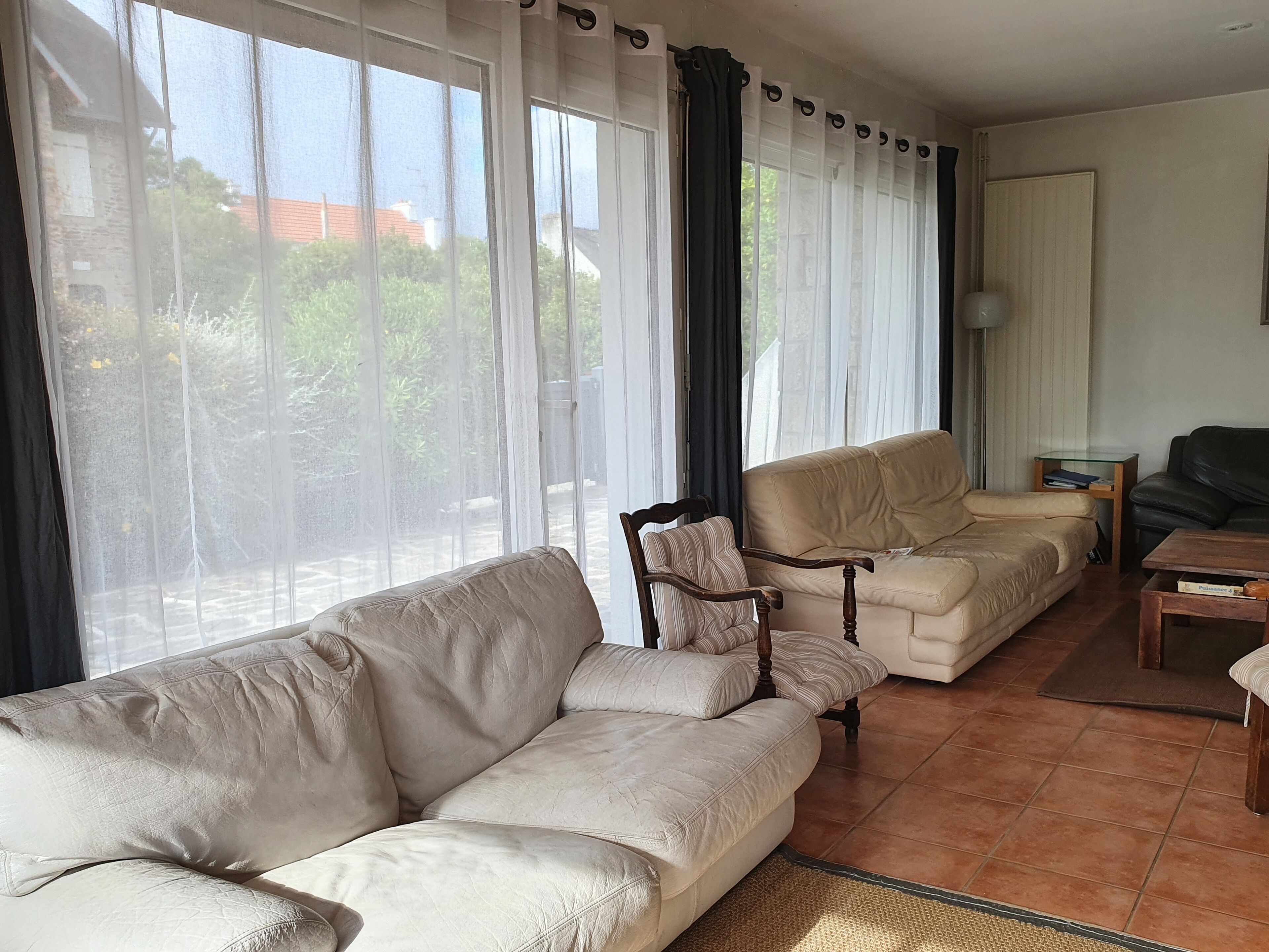 Large family house 100 m from the beach