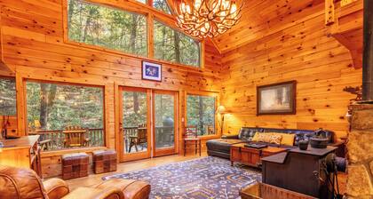 Rushing Creek Cabin, Private Haven, 5 Acres to Explore