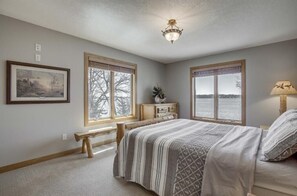 4 Schlafzimmer, Bügeleisen/Bügelbrett, kostenloses WLAN, Bettwäsche