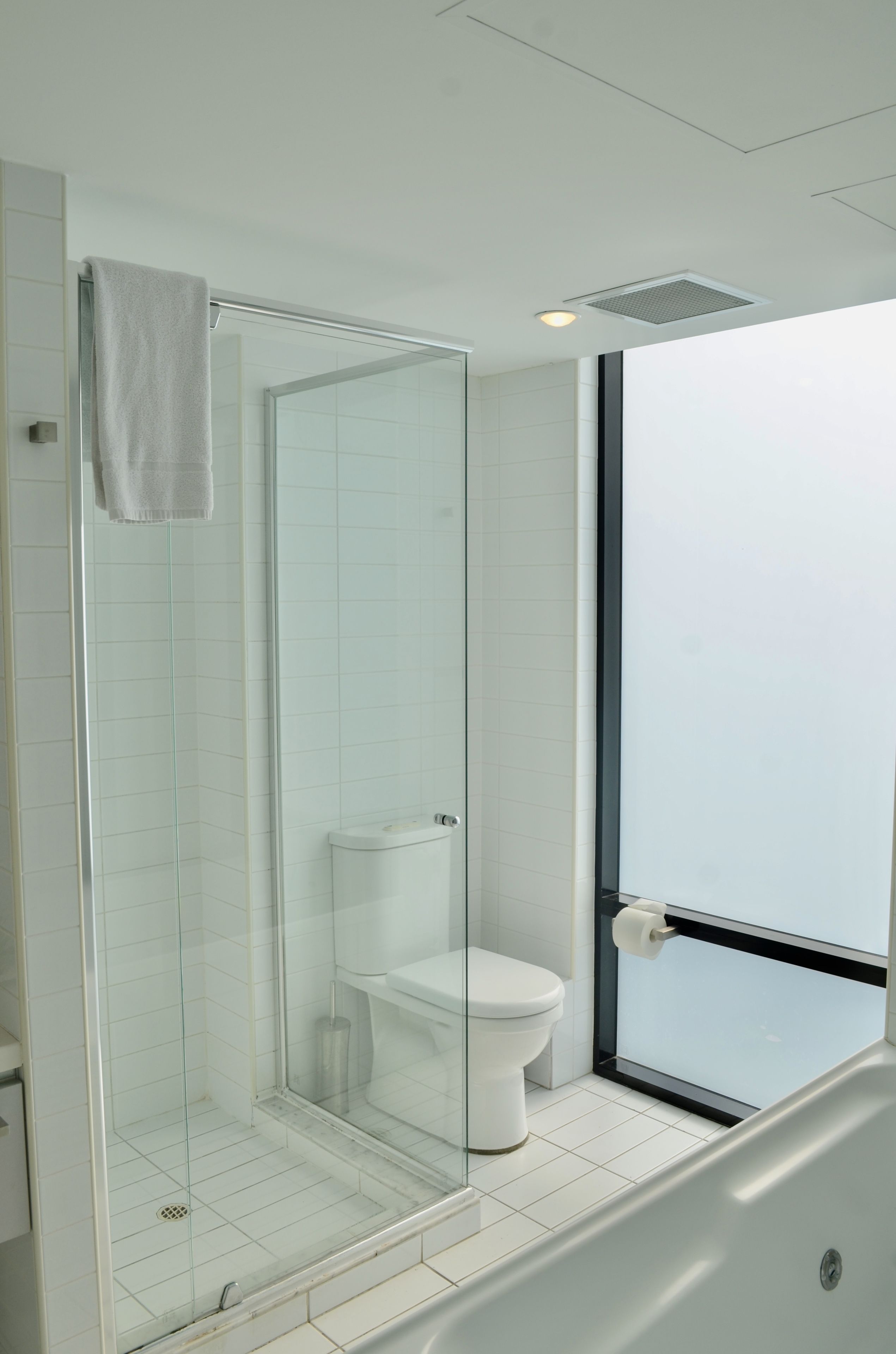 Executive Apartment, 2 Queen Beds, Non Smoking | Bathroom