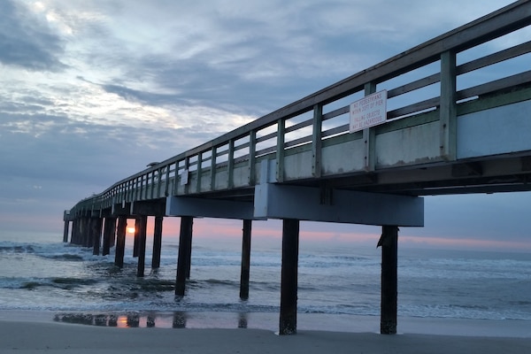 Fishing pier