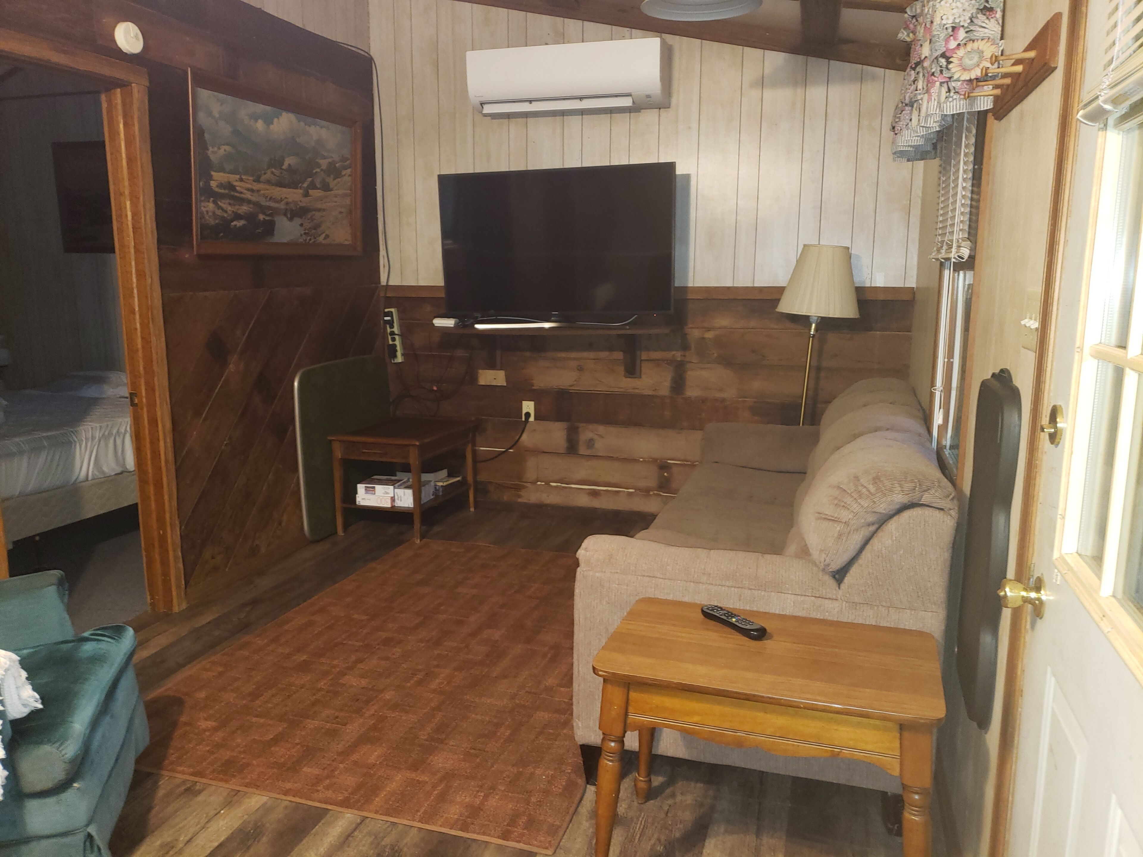 Cozy Cabin In The Woods Near Raystown Lake