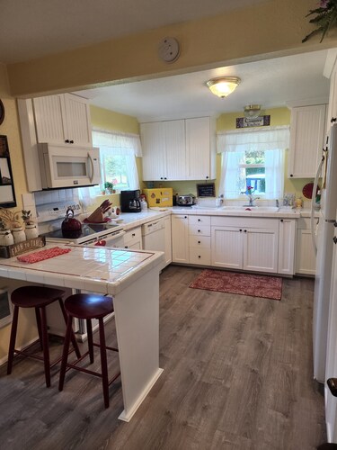 Eugene Cottage Guest Home