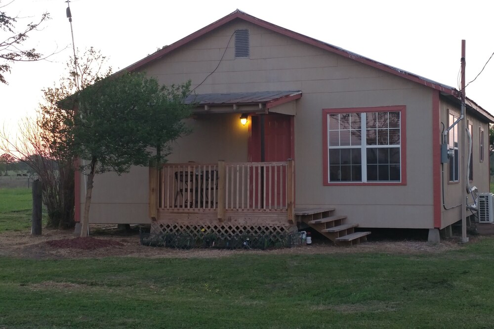 Secluded and charming country bungalow
