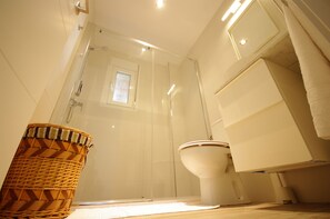Shower, hair dryer, towels - 80 - Apartamento Buddha Beach (Tarifa)