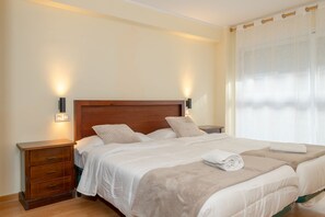 Room - Central apartment in Girona (Girona)