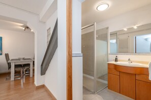 Interior - Central apartment in Girona (Girona)