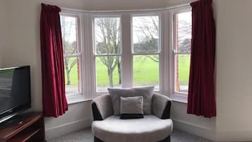 Living room overlooking the park opposite