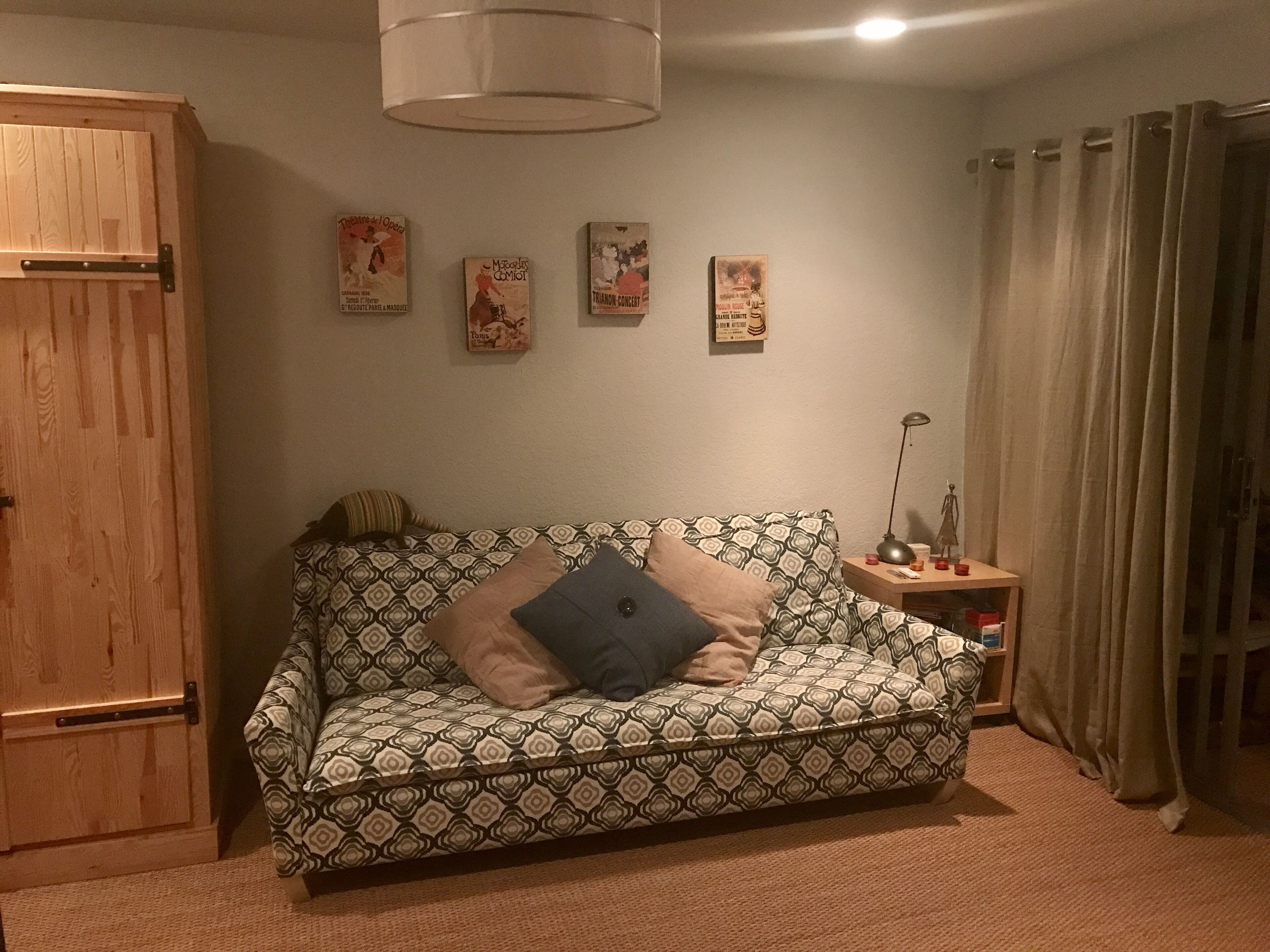 Beautiful Condo in the Heart of Houston!  15 minutes away from NRG stadium!