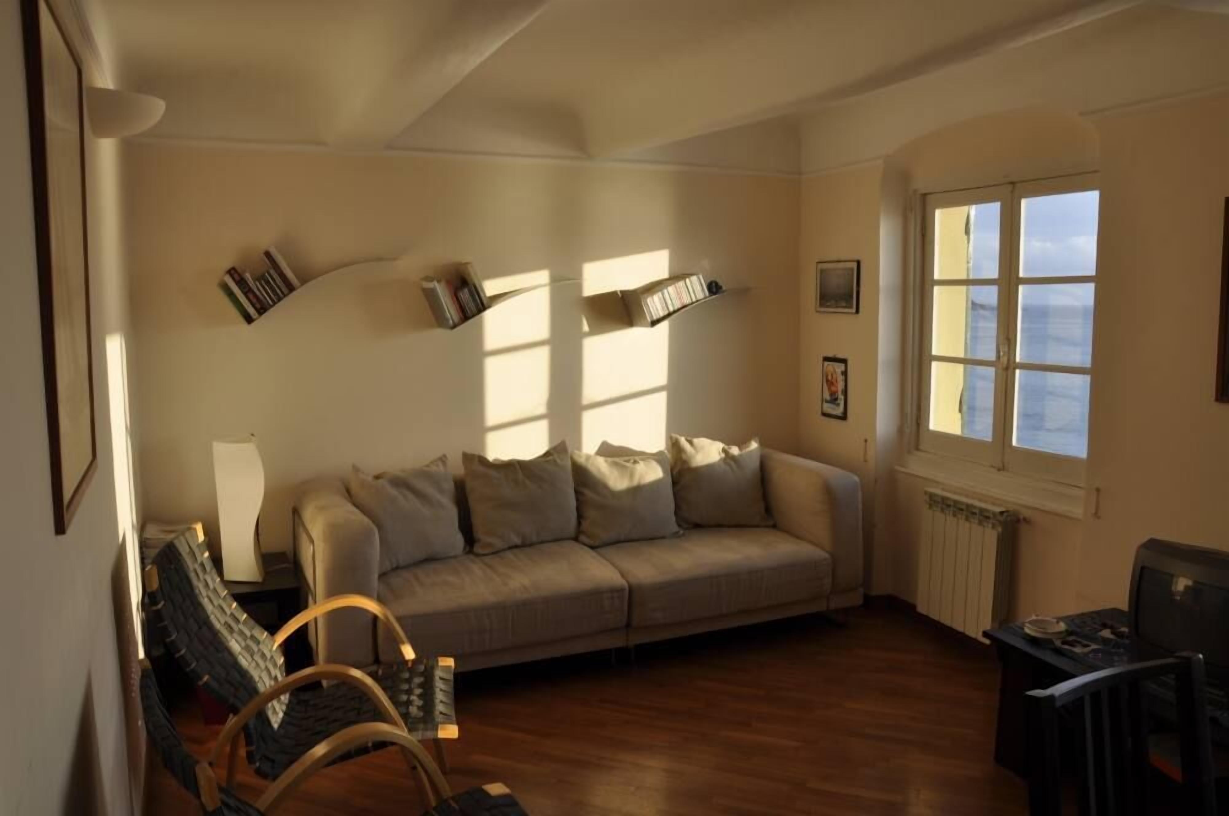 Characteristic apartment in the promenade cod. Citra 010007-LT-0033