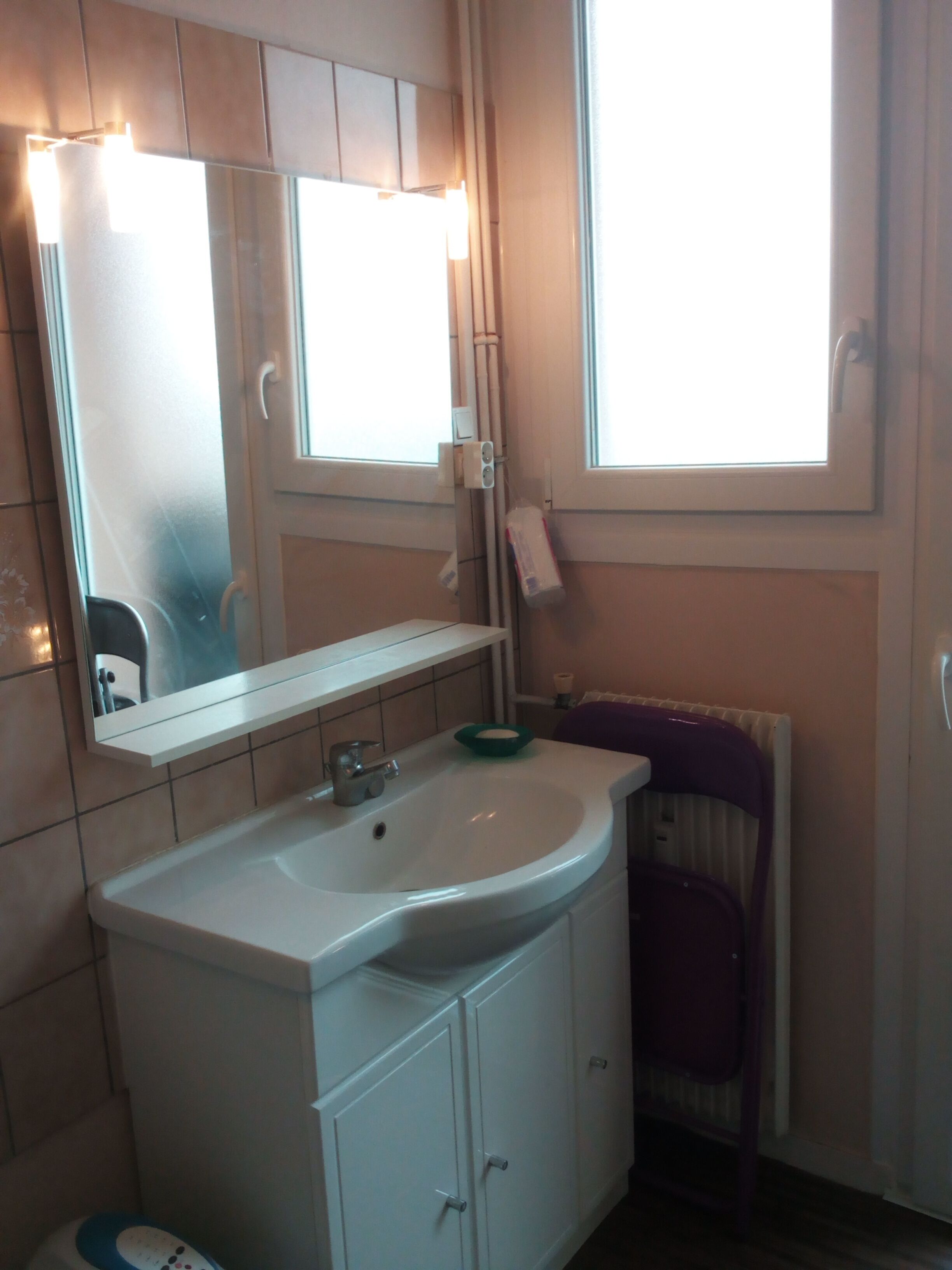 Comfortable room with wifi, fan, additional heating