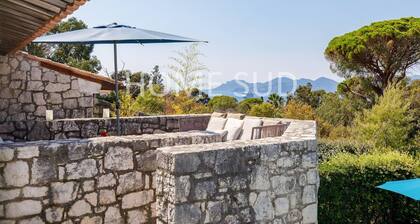 Votre maison de vacances dans un écrin de verdure à Cannes