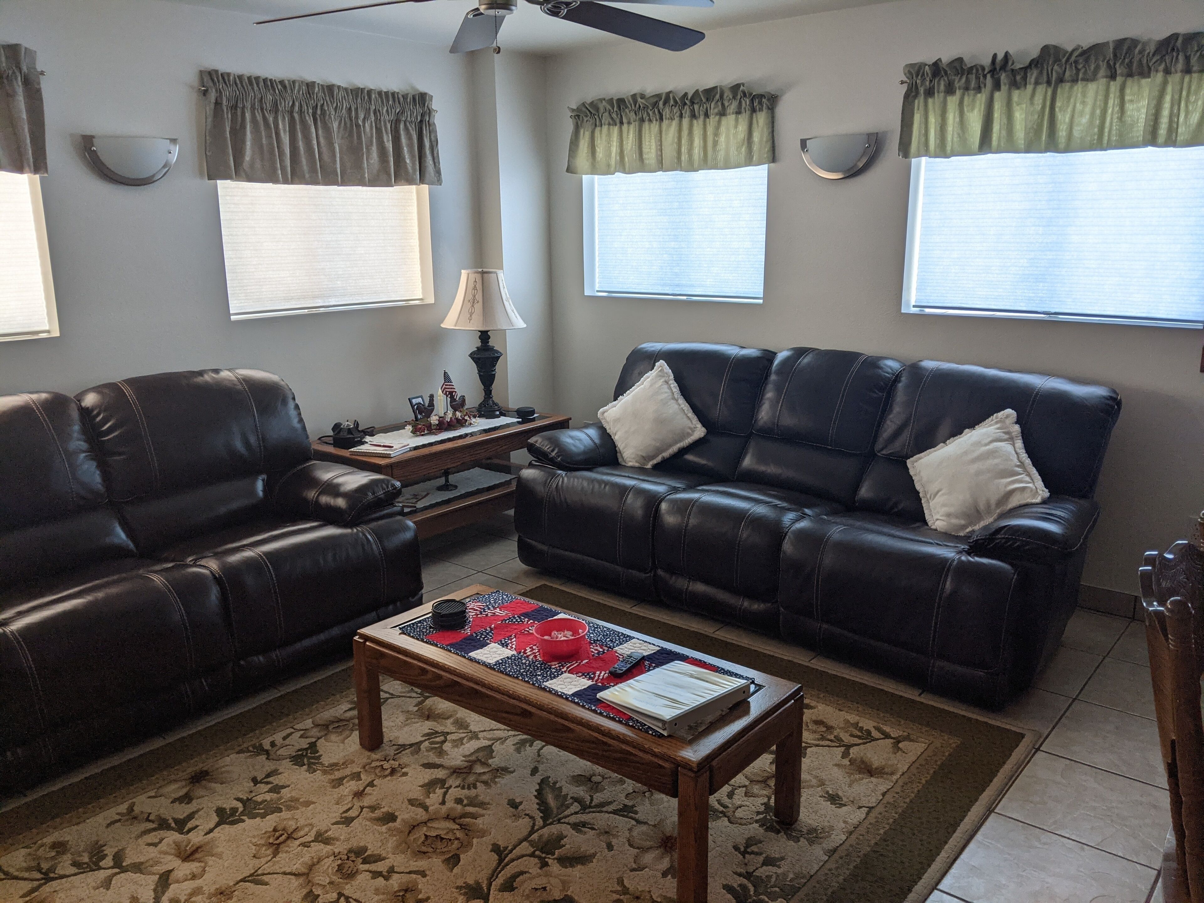 Peaceful Retreat Apartment with carport in city limits