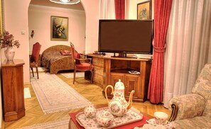 1 室のベッドルーム、デスク、防音設備、WiFi (無料)