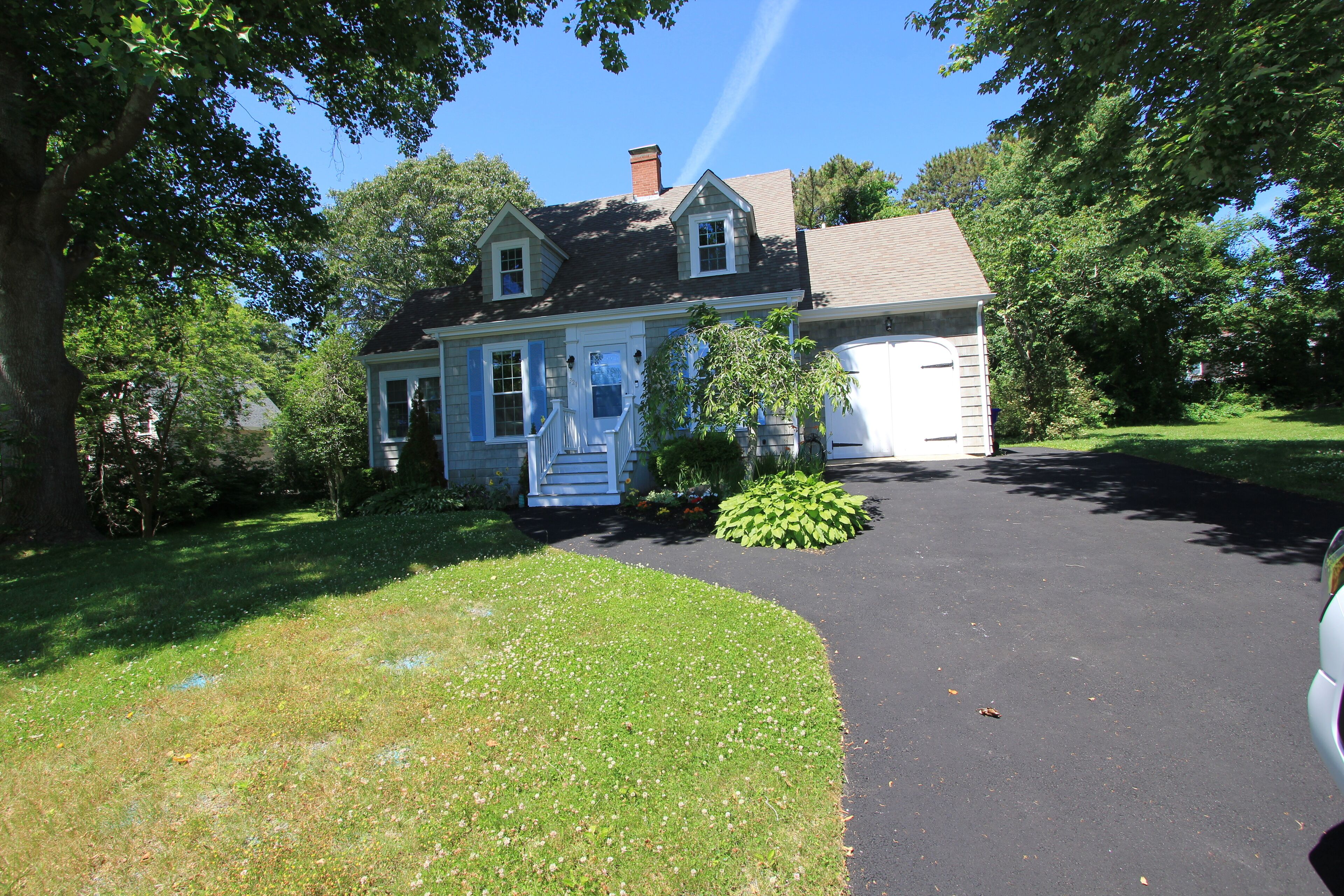 321 Williston Rd - Charming 3BR Sagamore Beach Home - Pet Friendly, Central A/C!