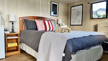 1 habitación, escritorio, wifi gratis y ropa de cama