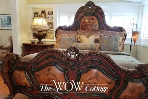 "The WOW COTTAGE" ~ The LEGENDARY Can't-Miss Experience in Historic Mount Dora!