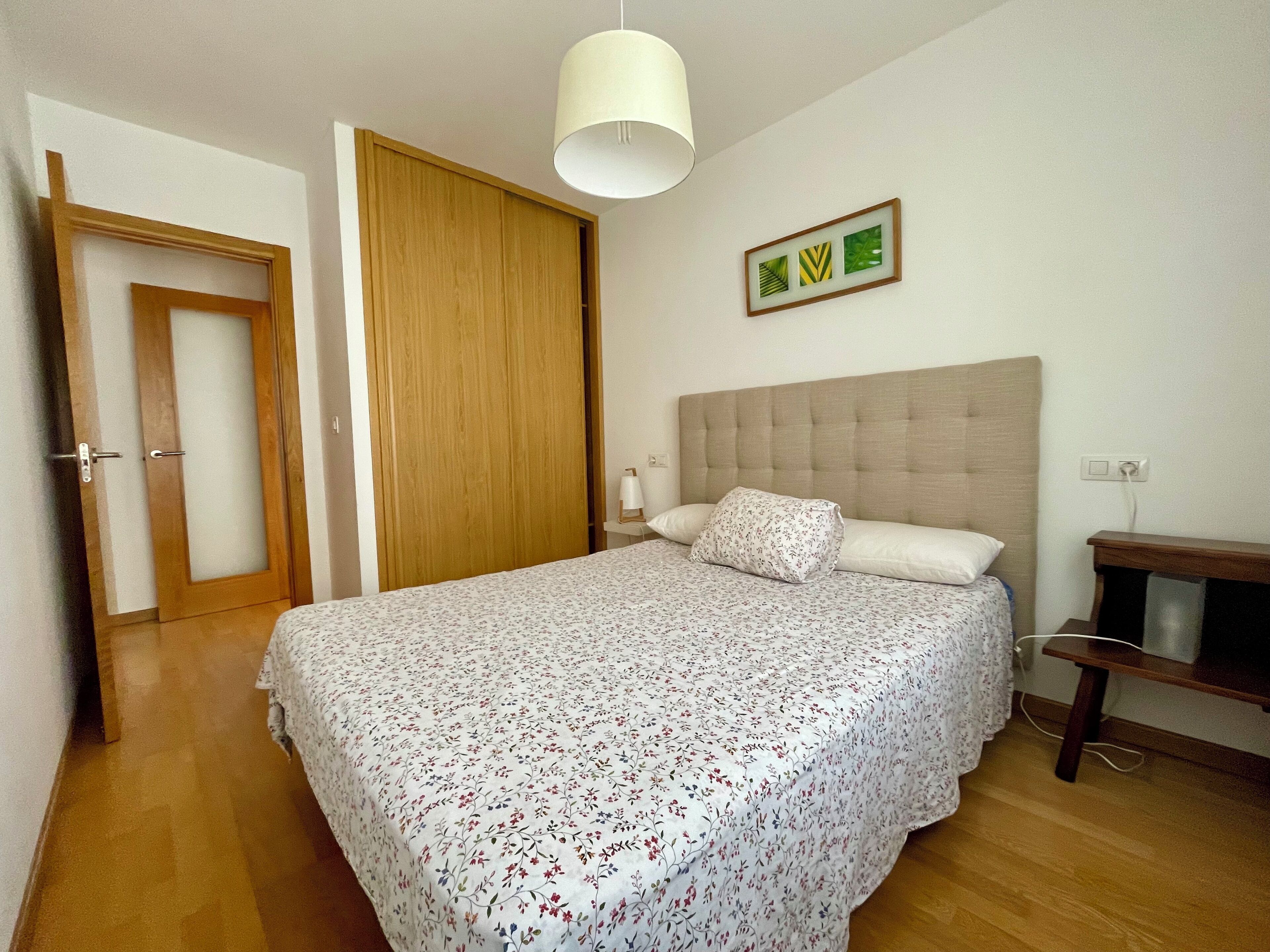 3 chambres, fer et planche à repasser, draps fournis