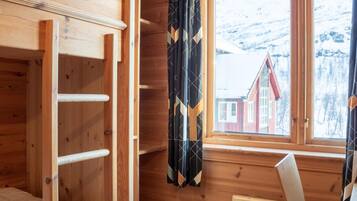 Phòng 2 giường đơn cơ bản | Nệm Tempur-Pedic, truy cập Internet không dây miễn phí, bộ trải giường