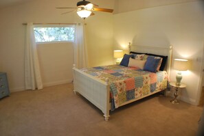 3 bedrooms, iron/ironing board, WiFi, bed sheets - Cabin by Yosemite, Lake nearby and Free Wifi (Groveland)