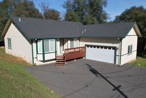 Exterior - Cabin by Yosemite, Lake nearby and Free Wifi (Groveland)