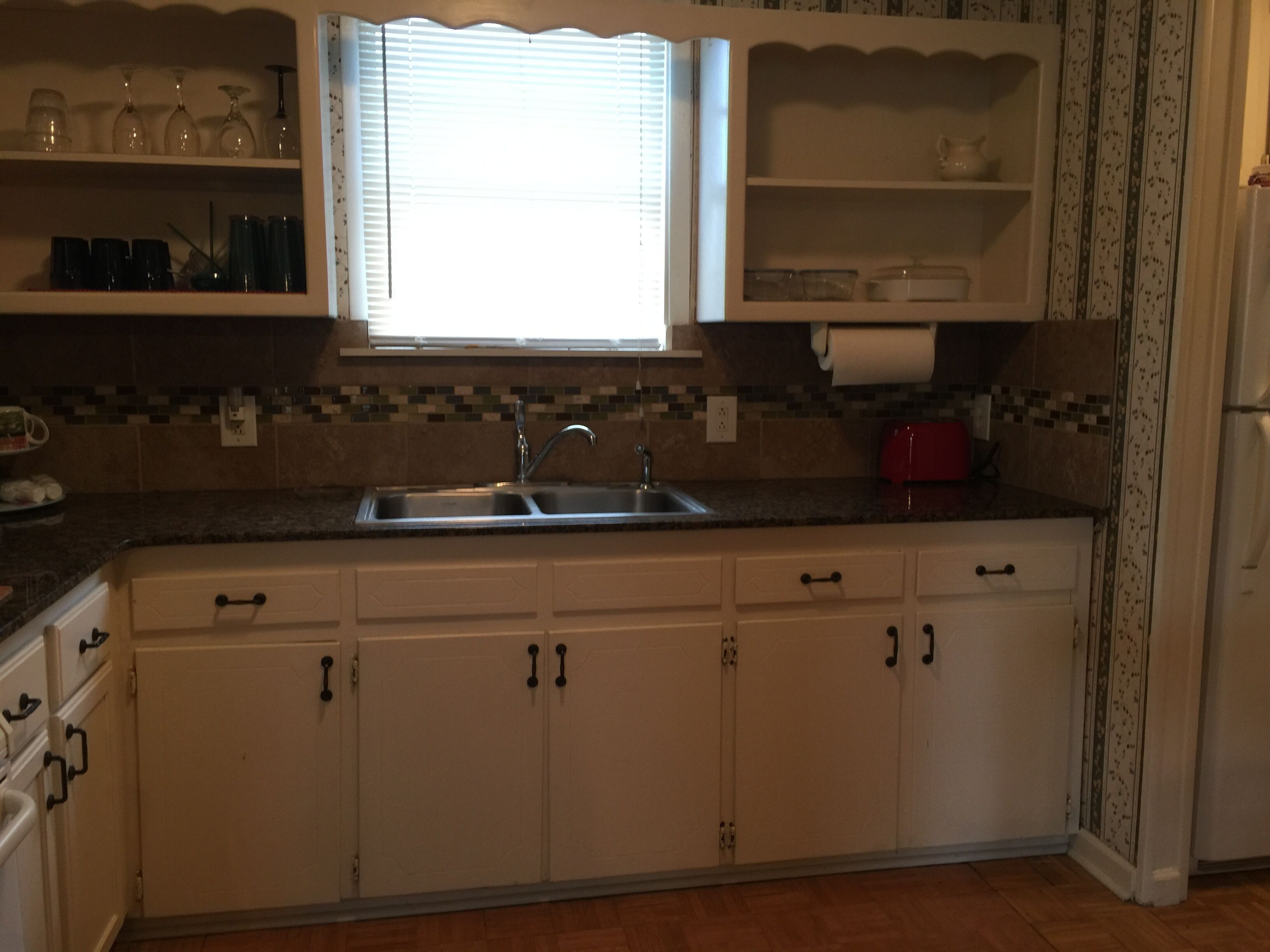 You will love to cook in this Kitchen! It is loaded with space! Fully Sanitized!