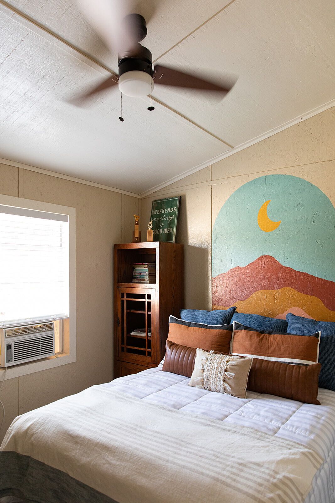 The Louise Cottage: 2-bedroom vintage rustic charm in Concan 2. 10 km from the river 