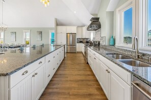 Fridge, microwave, oven, stovetop - Premier Oceanfront Dog Friendly w/ Pool, Hot Tub, Elevator, Theater, Game Room (Salvo)