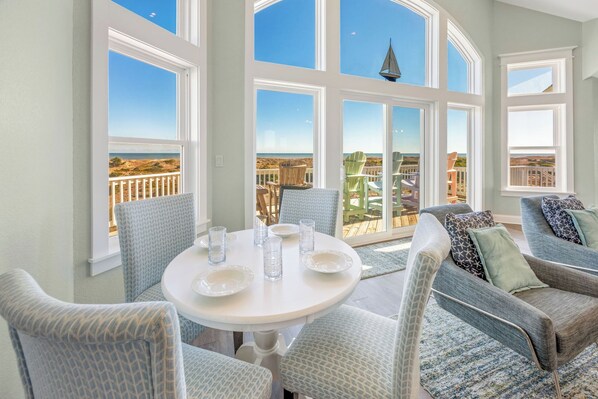 Dining - Premier Oceanfront Dog Friendly w/ Pool, Hot Tub, Elevator, Theater, Game Room (Salvo)