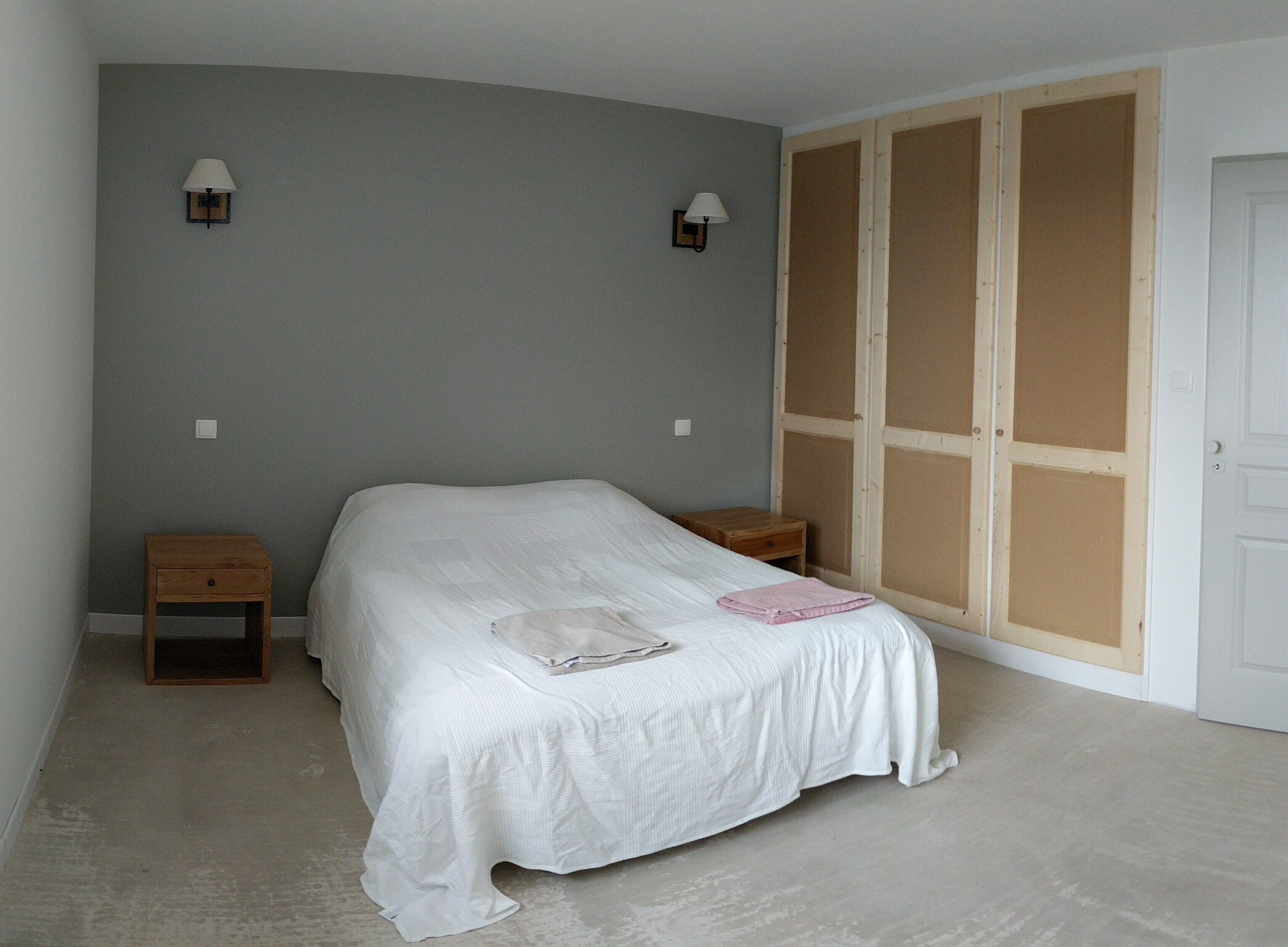 Charming Ancient property, 32 people, 14 bedrooms, 2 pools, billiards