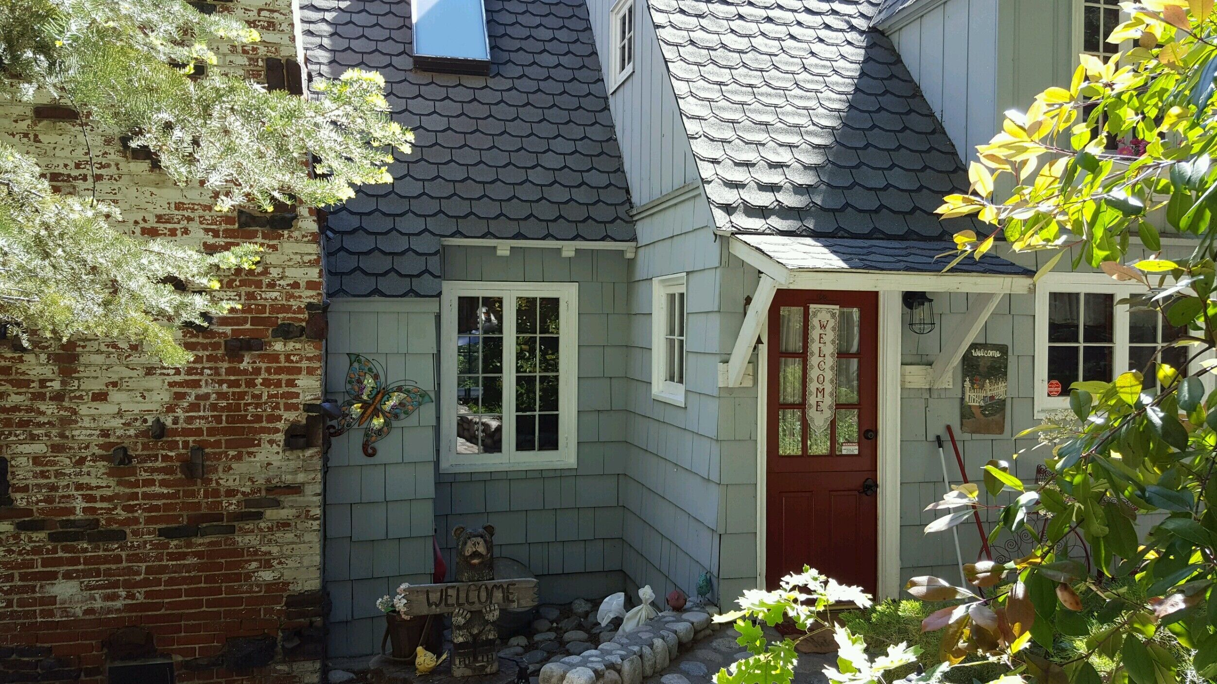 CHARMING COTTAGE/CABIN NEAR VILLAGE