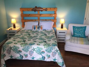 1 habitación, tabla de planchar con plancha, wifi y ropa de cama