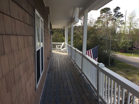 Terrace/patio. Tradewinds Room 2 of 2.
Carolina Beach NC 28428