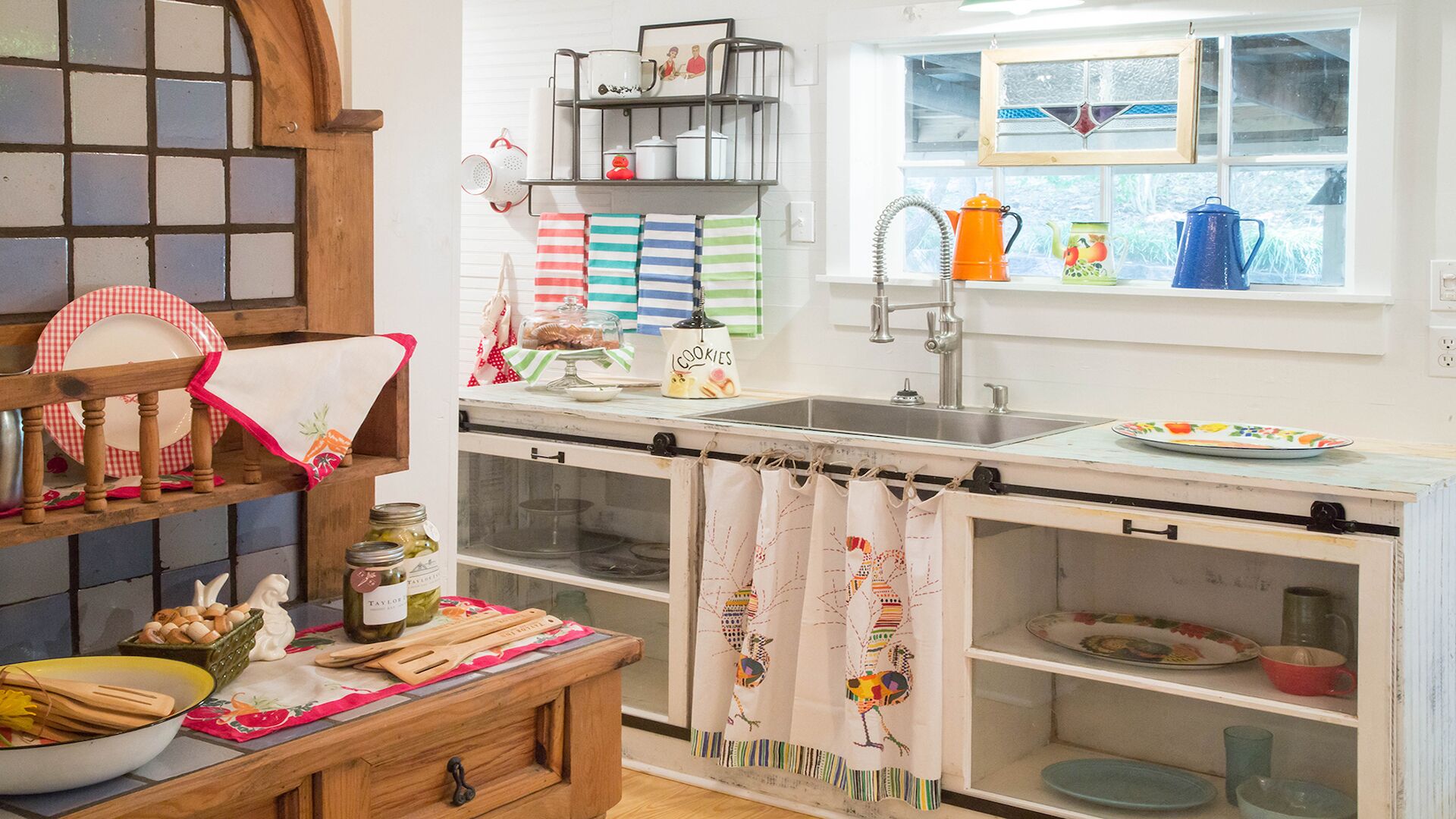 Taylor Inn - Private Rental of this Quaint Five Bedroom Country Inn