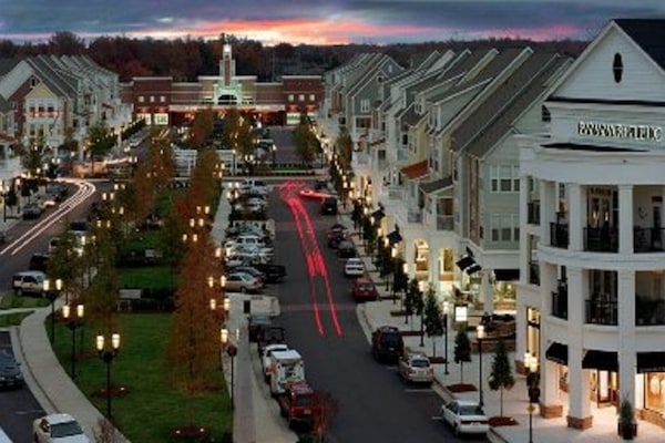 Just a few steps away from popular Birkdale Village!