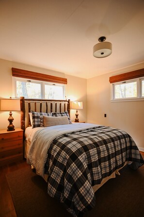 2 عدّة غرف نوم وسرير سفر وواي فاي مجانًا وملاءات أسرّة