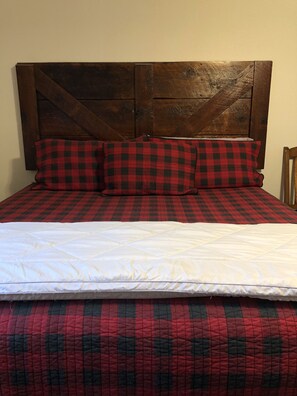 3 chambres, fer et planche à repasser, Wi-Fi gratuit, draps fournis