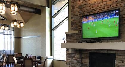 “The Trout House” – your perfect getaway Pocono Lake Home @Arrowhead Lake