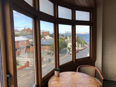 The Shipwrights Arms