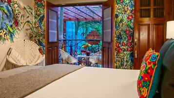 Suite superior, 1 cama King size, para no fumadores | Caja de seguridad en la habitación y decoración personalizada