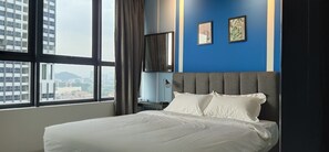 Suite, 3 Bedrooms