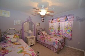 6 Schlafzimmer, Bügeleisen/Bügelbrett, kostenloses WLAN, Bettwäsche