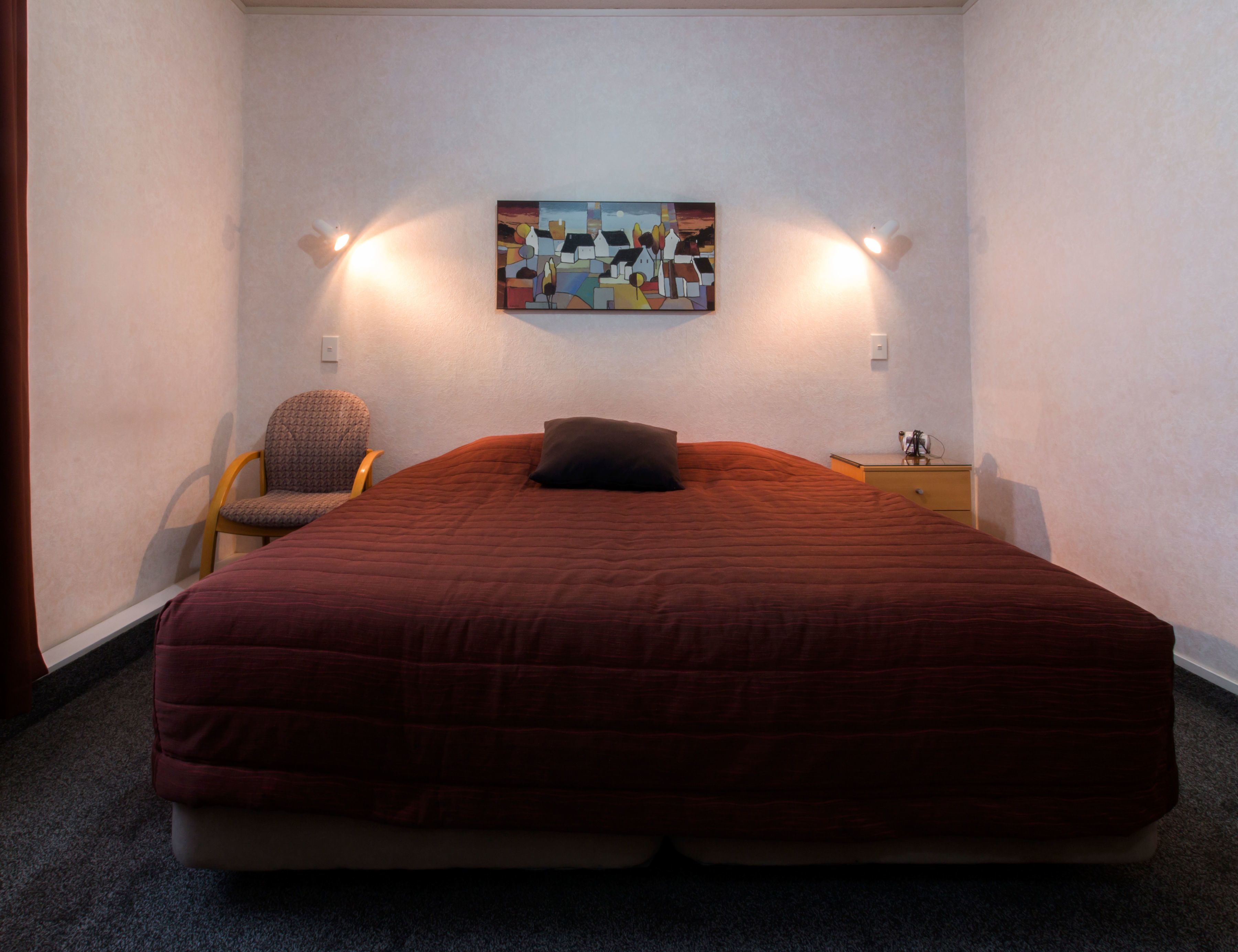 double room | iron/ironing board, free wifi, bed sheets
