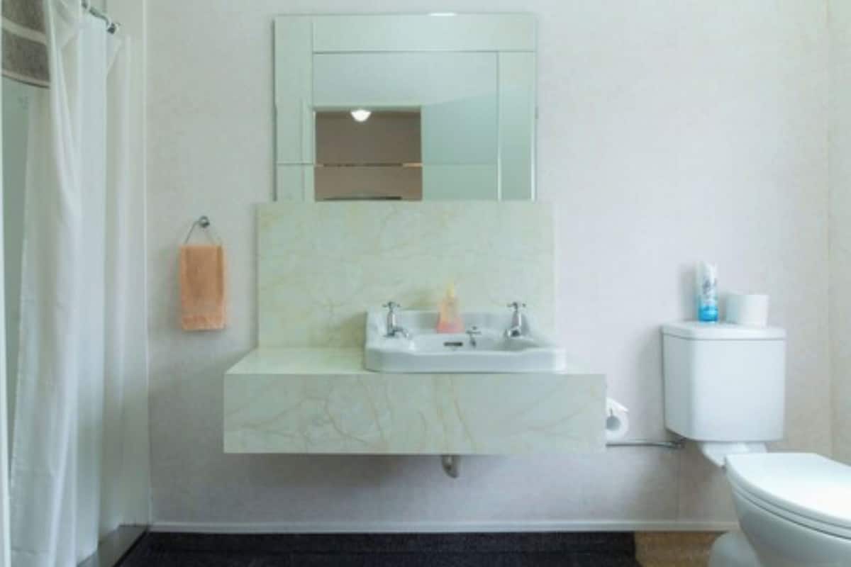 double room | bathroom | shower, eco-friendly toiletries, hair dryer, towels