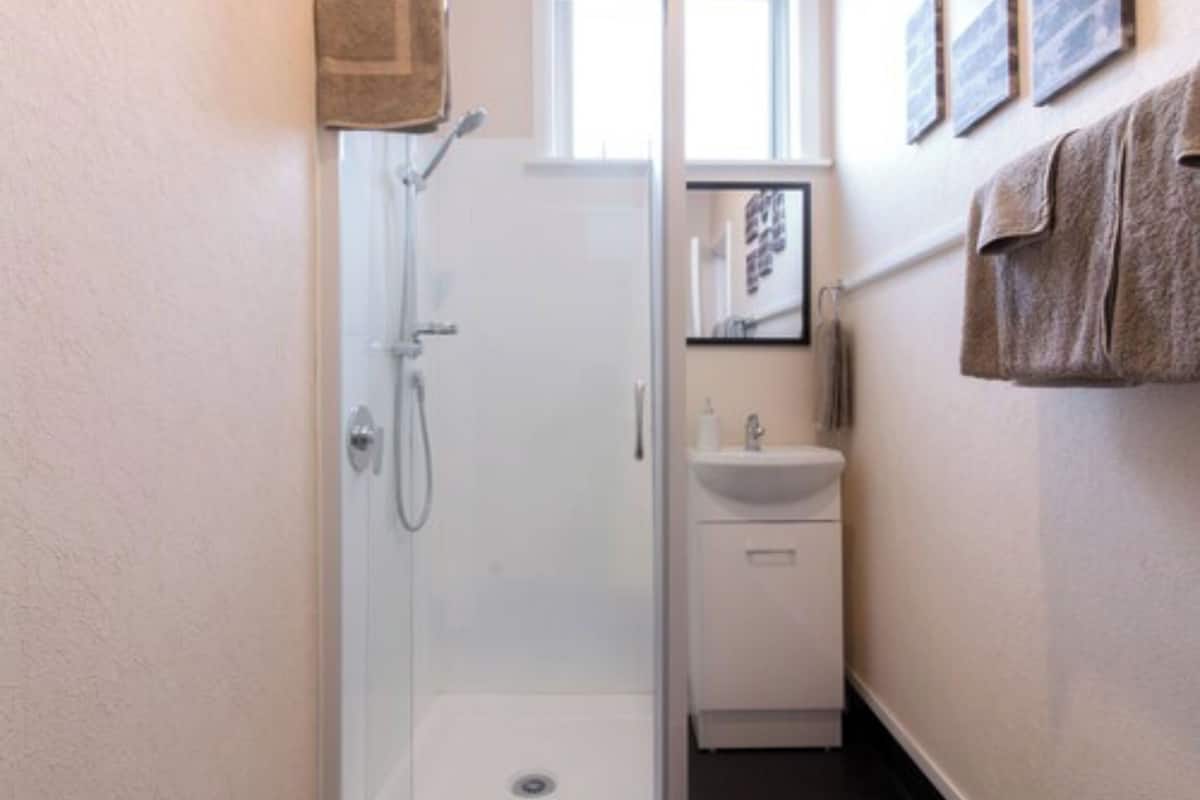double room | bathroom | shower, eco-friendly toiletries, hair dryer, towels
