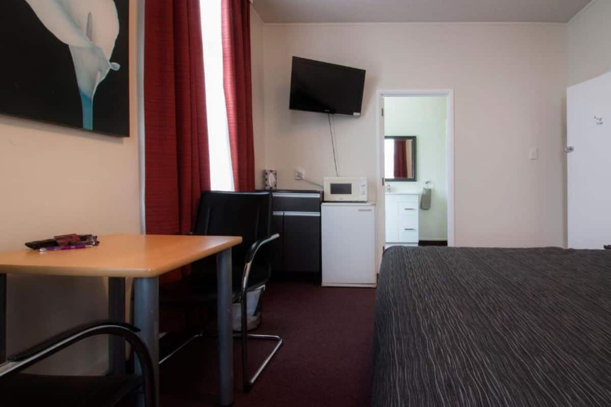 Triple Room | Seterika/papan seterika, Wi-fi percuma, cadar katil