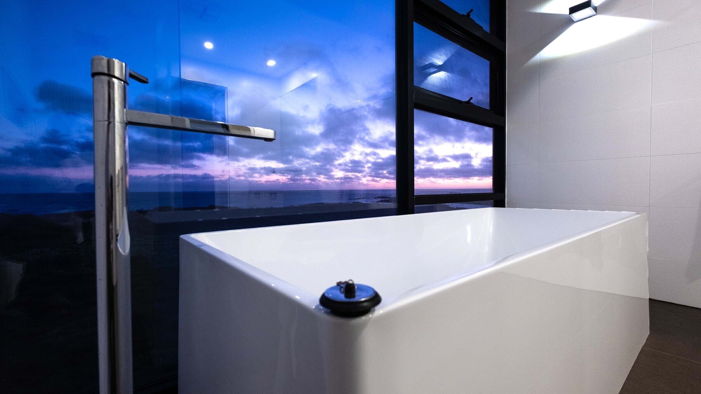 Luxury Accommodation — image 16